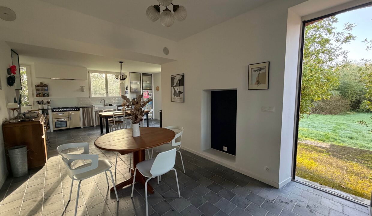 Chaumes-en-retz - maison bourgeoise de 210 m2 sur terrain de 3400 m2 (11)