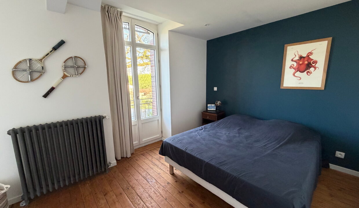 Chaumes-en-retz - maison bourgeoise de 210 m2 sur terrain de 3400 m2 (12)