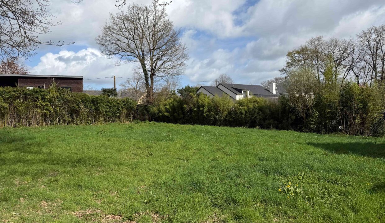 La Chapelle-sur-Erdre bourg - terrain viabilisé de 850 m2 1