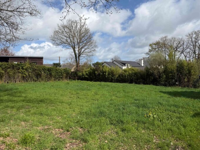 La Chapelle-sur-Erdre bourg - terrain viabilisé de 850 m2