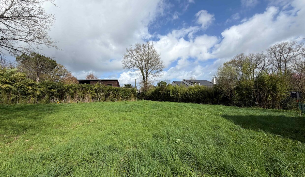 La Chapelle-sur-Erdre bourg - terrain viabilisé de 850 m2 3