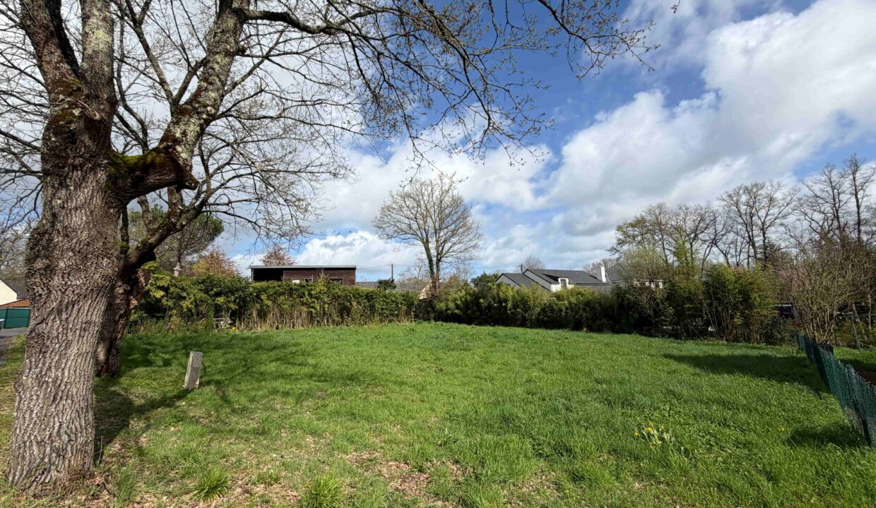 La Chapelle-sur-Erdre bourg - terrain viabilisé de 850 m2 4