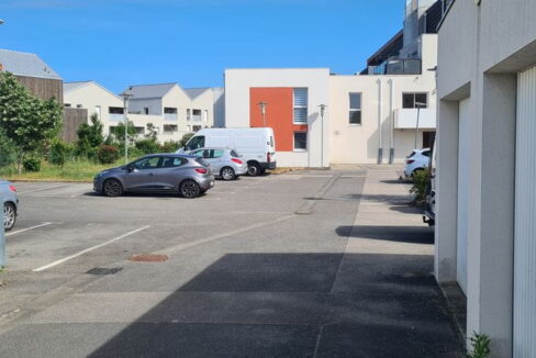 b- IMMONANTES 15 M2 GARAGE COUËRON (3)