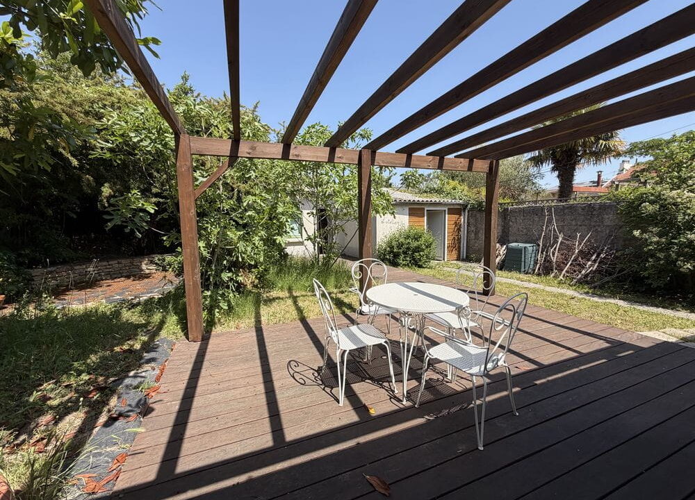 5-PIECES-90-M2-400-M2-MAISON-NANTES-6