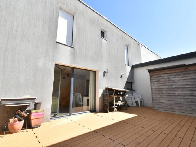 -b IMMONANTES 3 PIECES 67M² NANTES