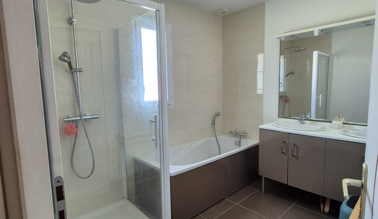 MAISON FAMILIALE 144M² Recente 6 chambres sur PORNIC (44227) Pays de Retz