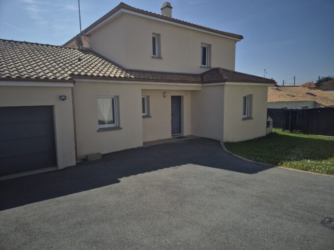 MAISON FAMILIALE 144M² Recente 6 chambres sur PORNIC (44210) Pays de Retz