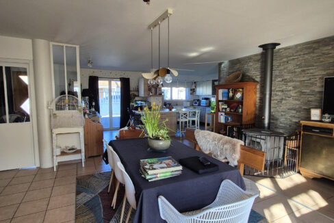 MAISON FAMILIALE 208M² Recente 6 chambres sur PAIMBOEUF (44563) Pays de Retz