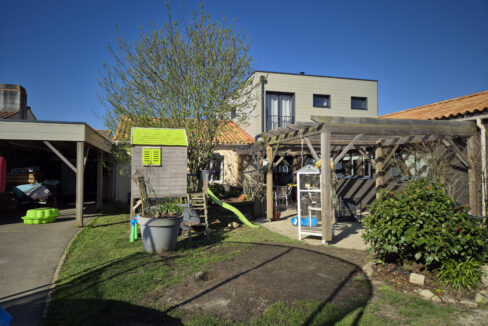 MAISON FAMILIALE 208M² Recente 6 chambres sur PAIMBOEUF (44565) Pays de Retz