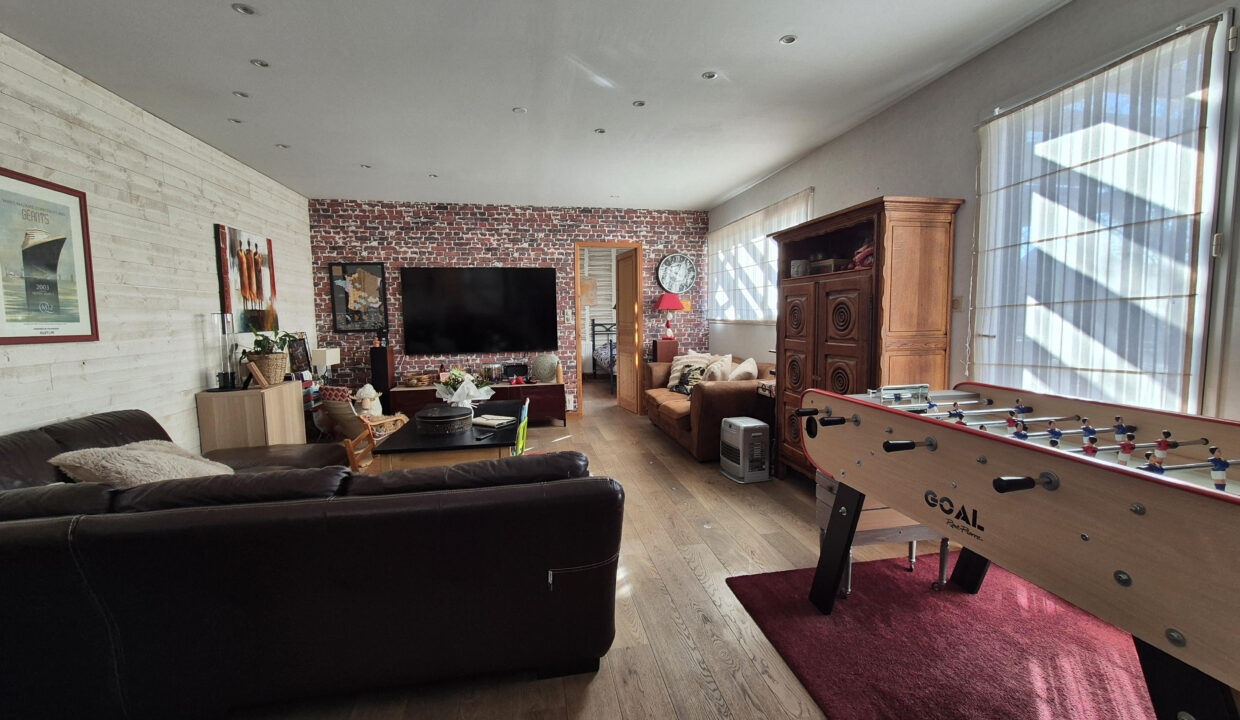 MAISON FAMILIALE 208M² Recente 6 chambres sur PAIMBOEUF (44572) Pays de Retz