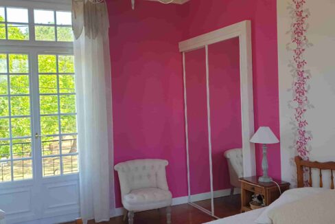 VENTE Magnifique DEMEURE BORD de Loire, 3 chambres + bureau sur 3 étages de 170 m² habitable PAIMBOEUF (44564)